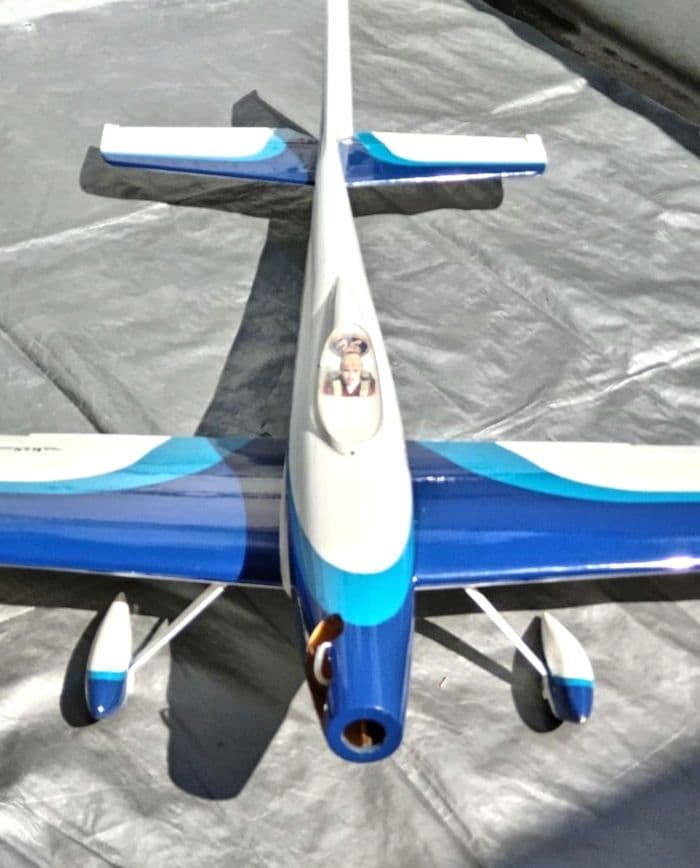 K&S製  Grace 機体のみ、水上機用フロート付 中古