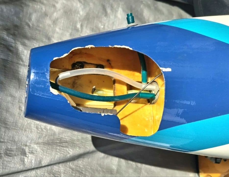 K&S製  Grace 機体のみ、水上機用フロート付 中古