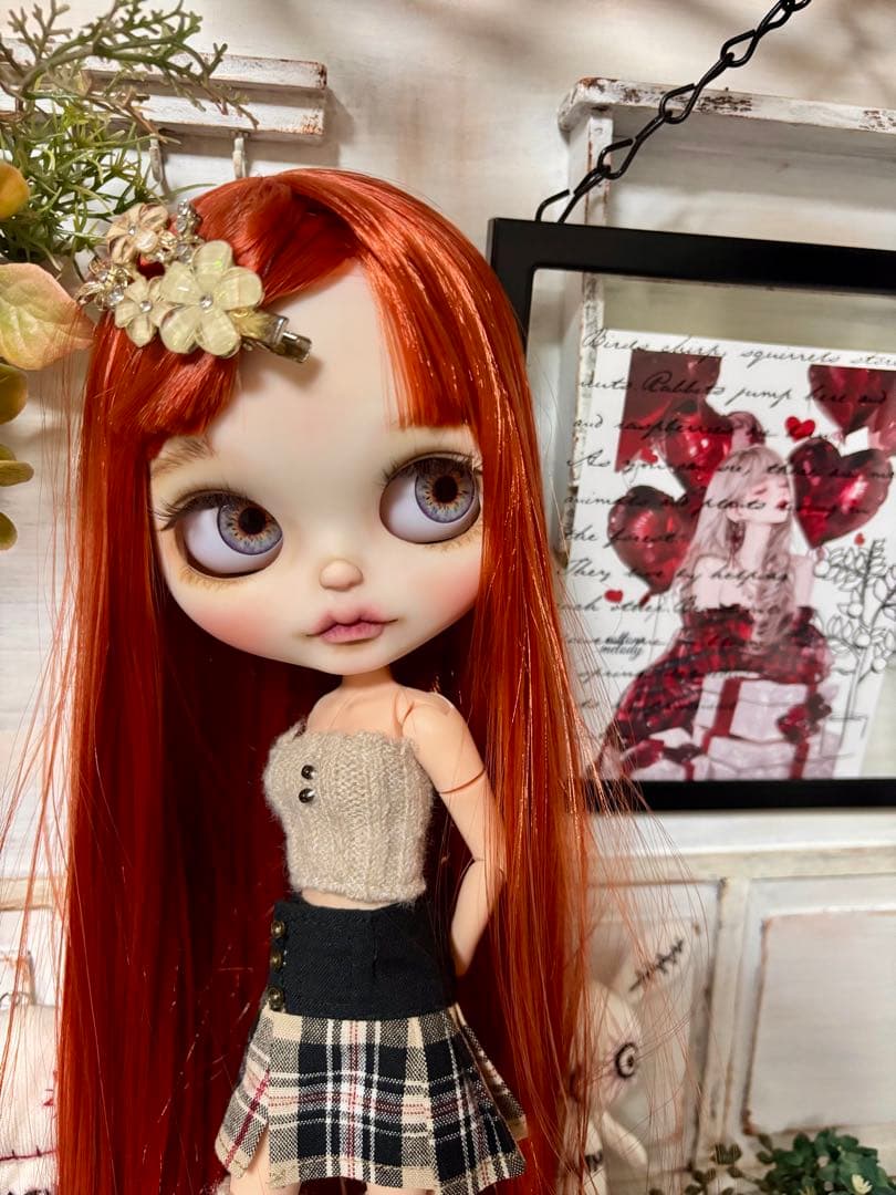 カスタムアイシードール　ネオサイズ　白肌　赤茶サラサラストレート