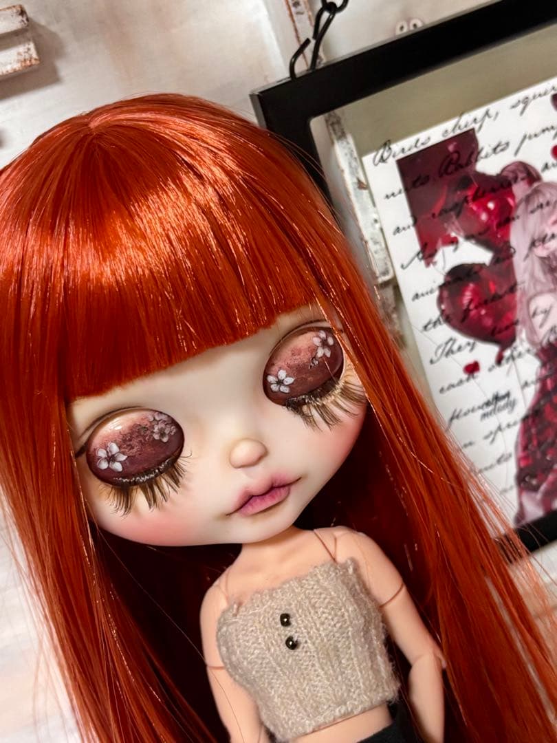 カスタムアイシードール　ネオサイズ　白肌　赤茶サラサラストレート