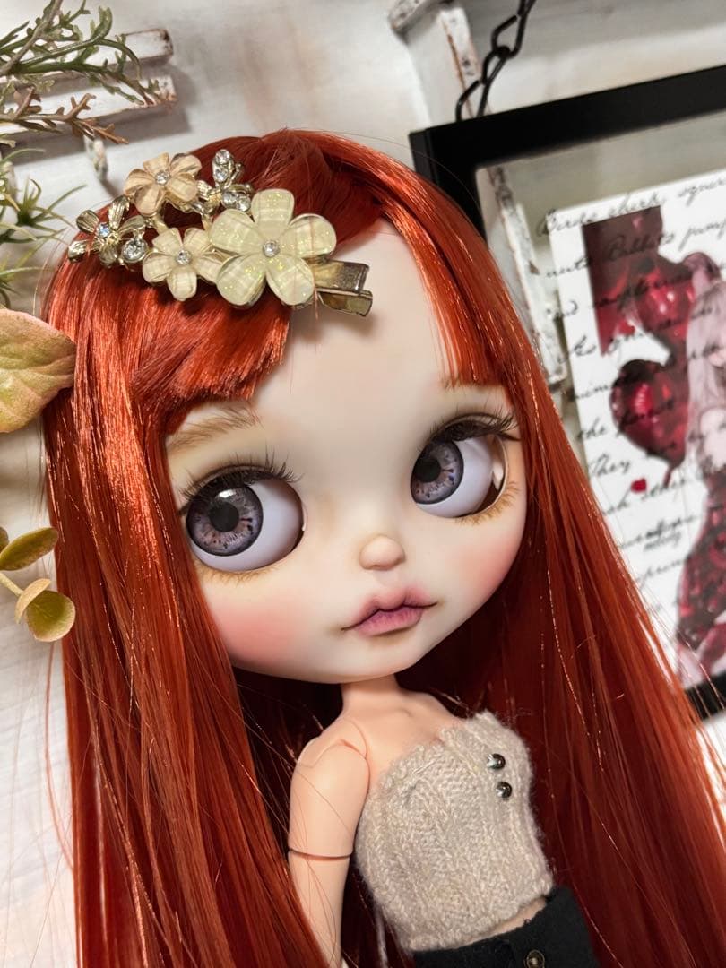 カスタムアイシードール　ネオサイズ　白肌　赤茶サラサラストレート