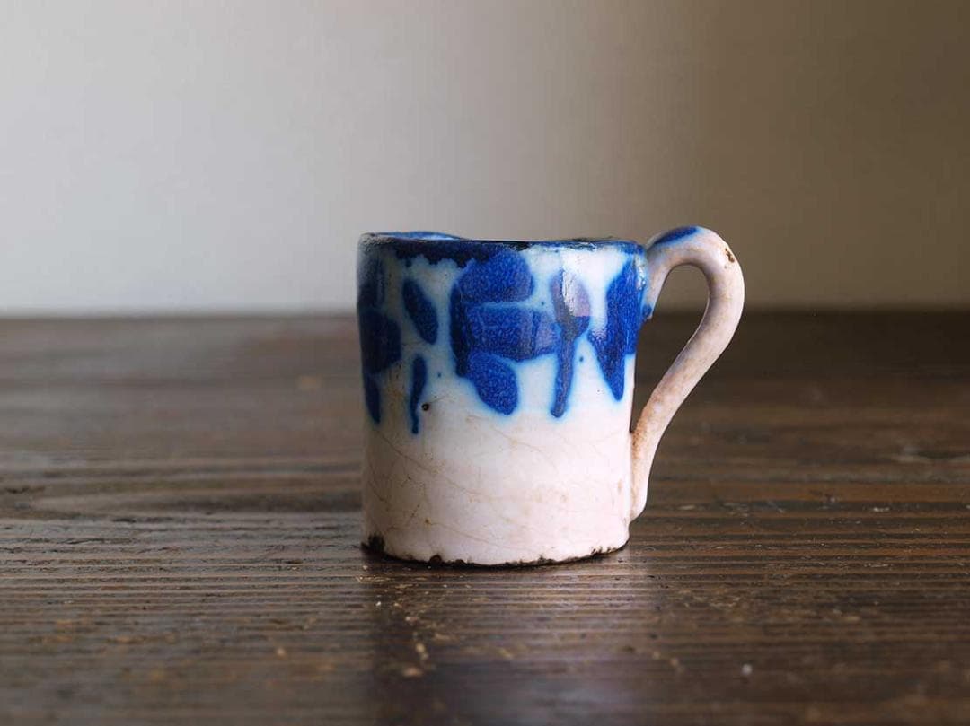 青い模様の小さなカップ マニセス ムエル ブリュロカップ スペイン古陶/J981