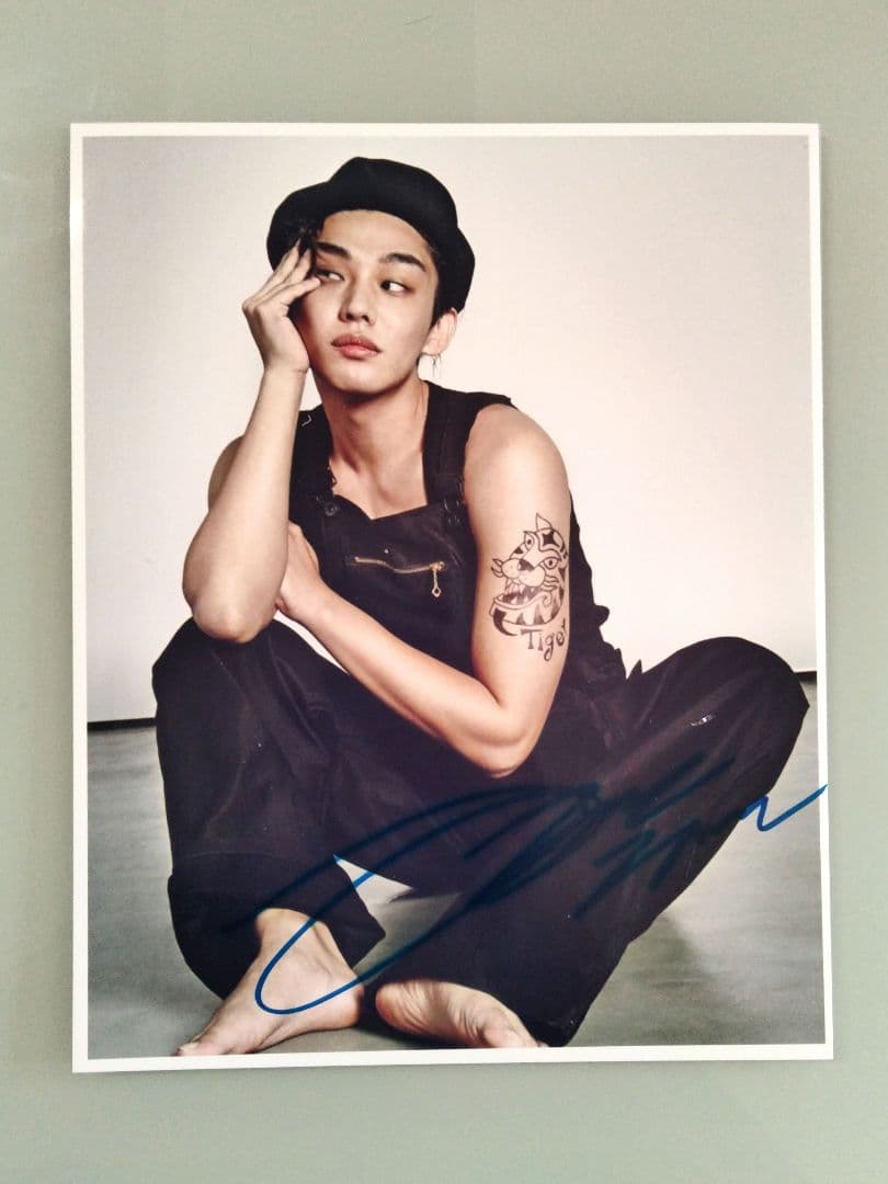 セール中…ユ・アイン直筆サイン入り超大型写真…Yoo Ah-in