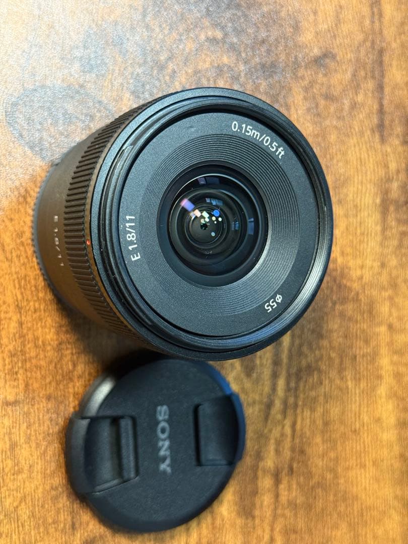 ソニー SONY 11mm F1.8 広角レンズ フィルター・ケース付属 美品