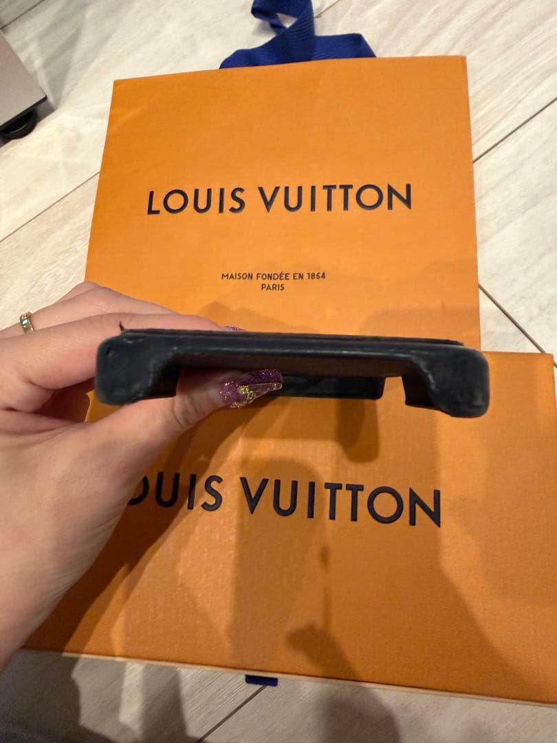 LOUIS VUITTON iPhone15proケース モノグラム