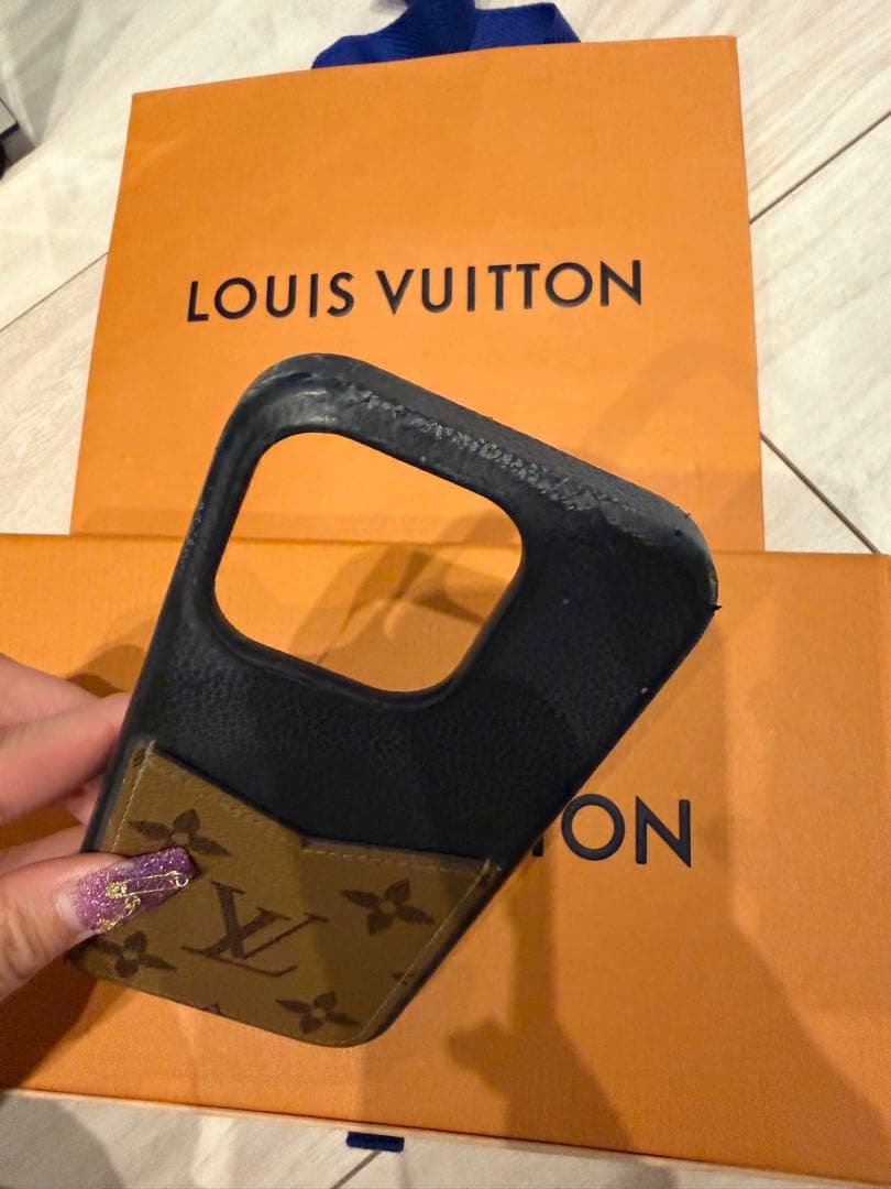 LOUIS VUITTON iPhone15proケース モノグラム