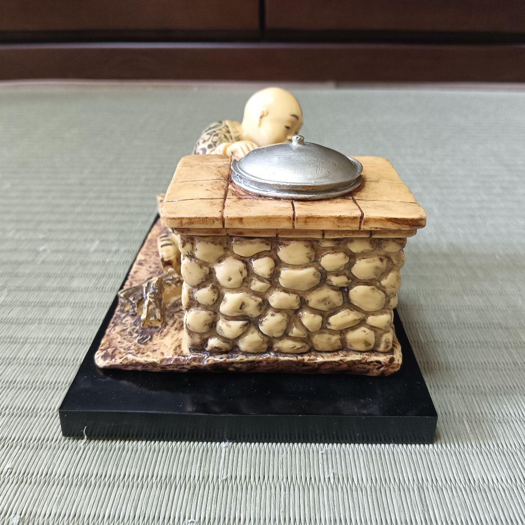 置物　雅俊　工芸品　マンモス牙　河馬牙　僧侶　僧　牙　彫刻　根付　古美術