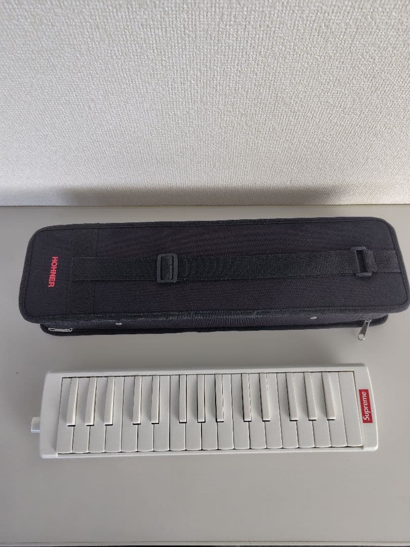 Supreme × Hohner メロディカ 中古 美品 使用少なめ ケース付き