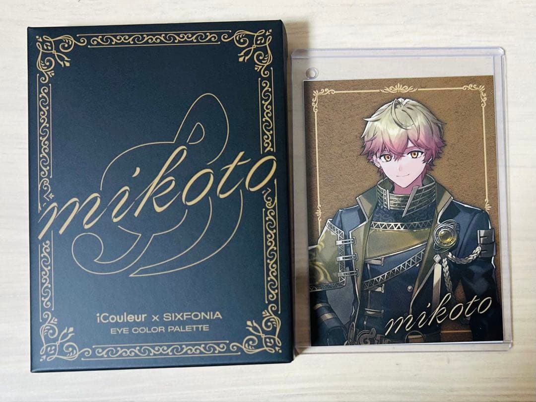 iCouleur x Six アイシャドウパレット