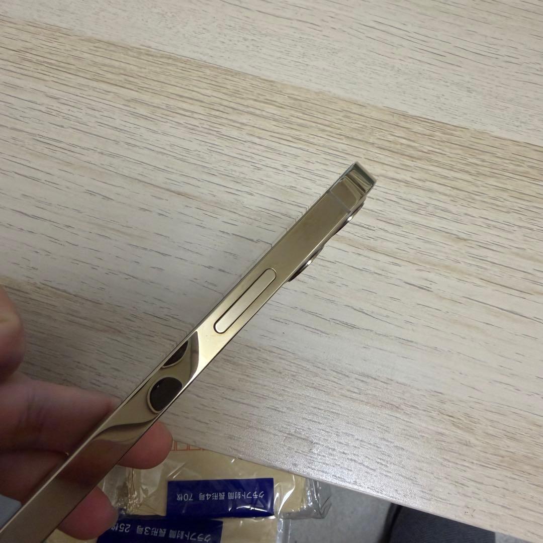 Apple iPhone 12 Pro ゴールド 本体 SIMフリー