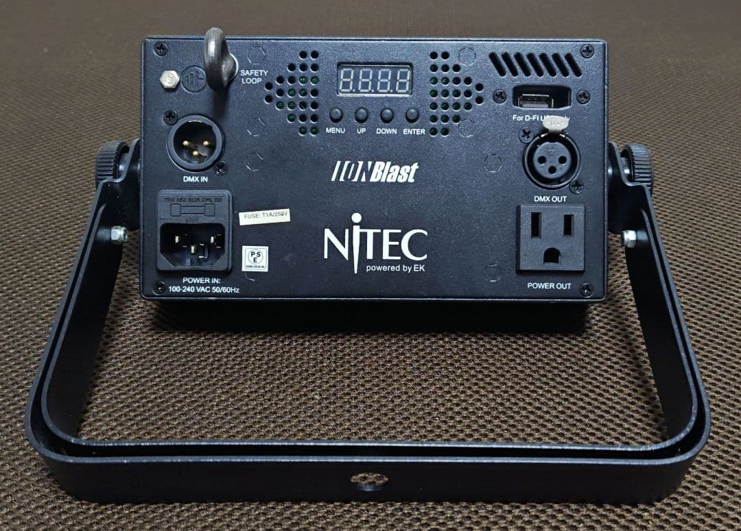 NiTEC IONBlast LEDストロボ 投光器