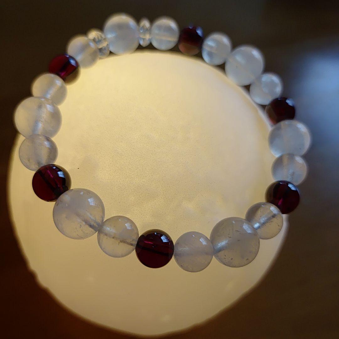 ブルームーンストーンとロードライドガーネットのブレスレット