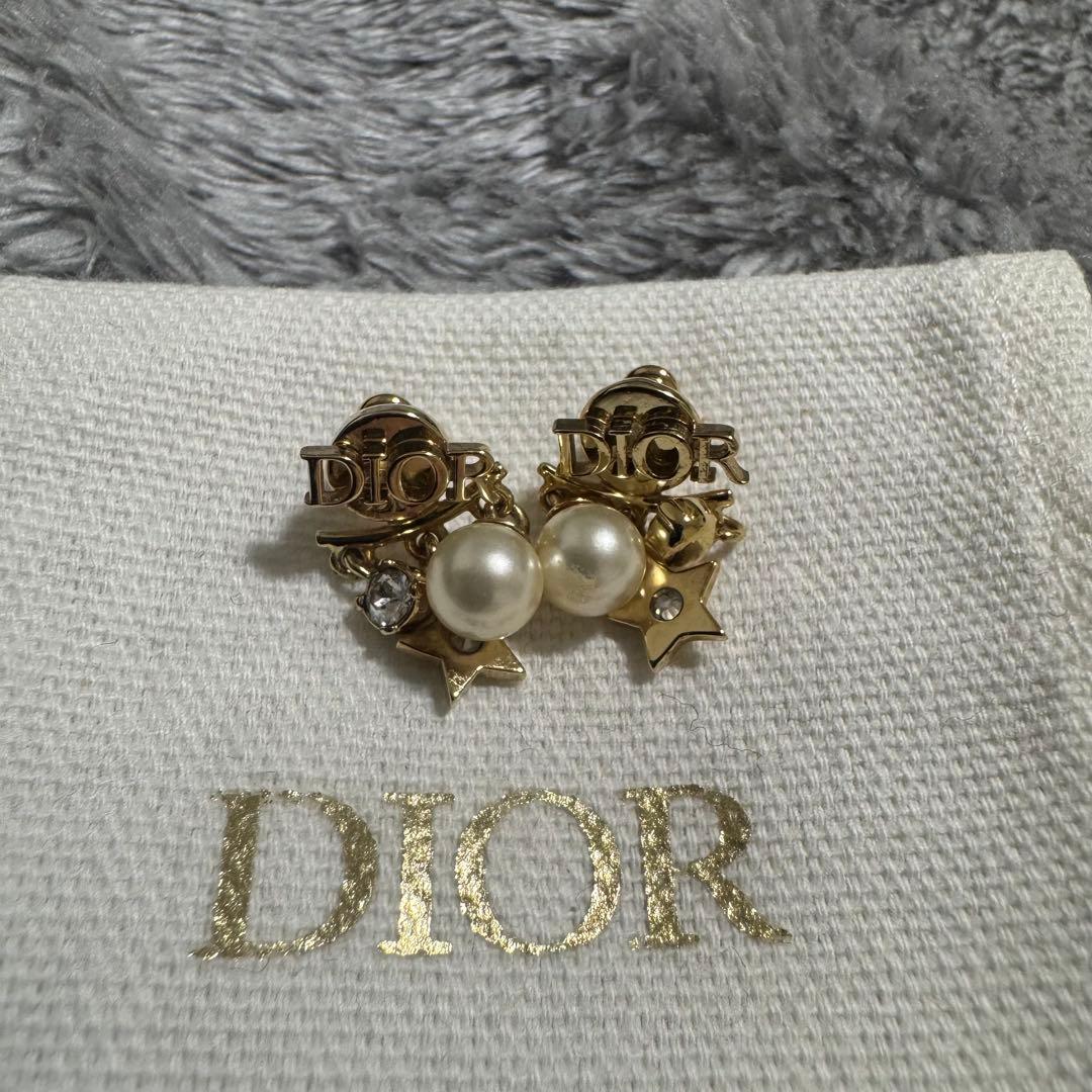 あ*か様 Dior Dio(r)evolution ピアス