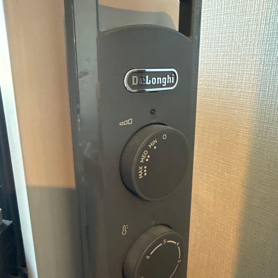 電気ヒーター DeLonghi RHJ21F0812-GY GRAY