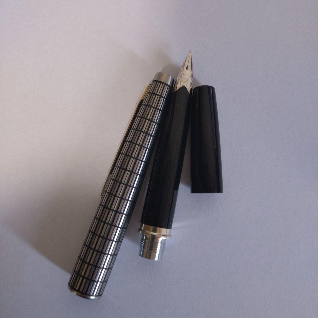 パイロット万年筆 エリート 蝕刻キャップ 18K-750〈F〉H877