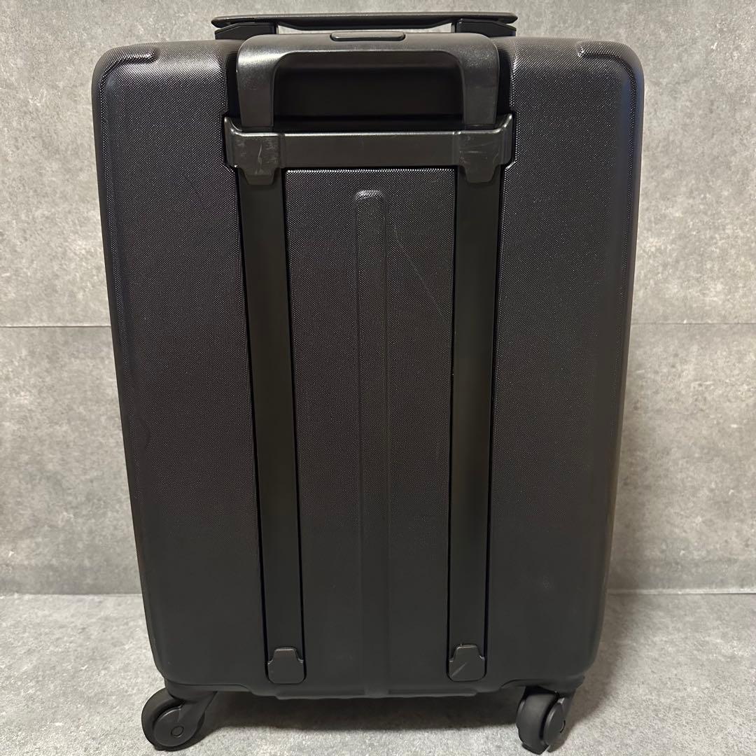 ブリーフィング　キャリーケース　h-37 ブラック　37L ブラック　4輪