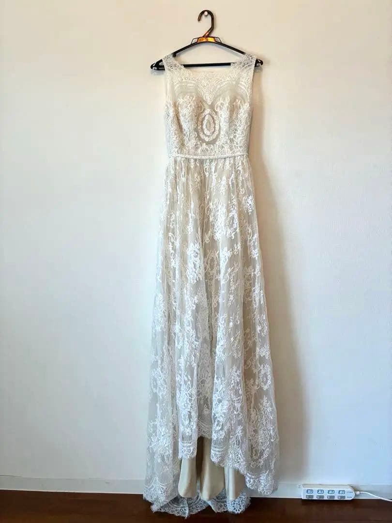 低身長向け ウェディングドレス　SOLALA レースエンパイアドレス