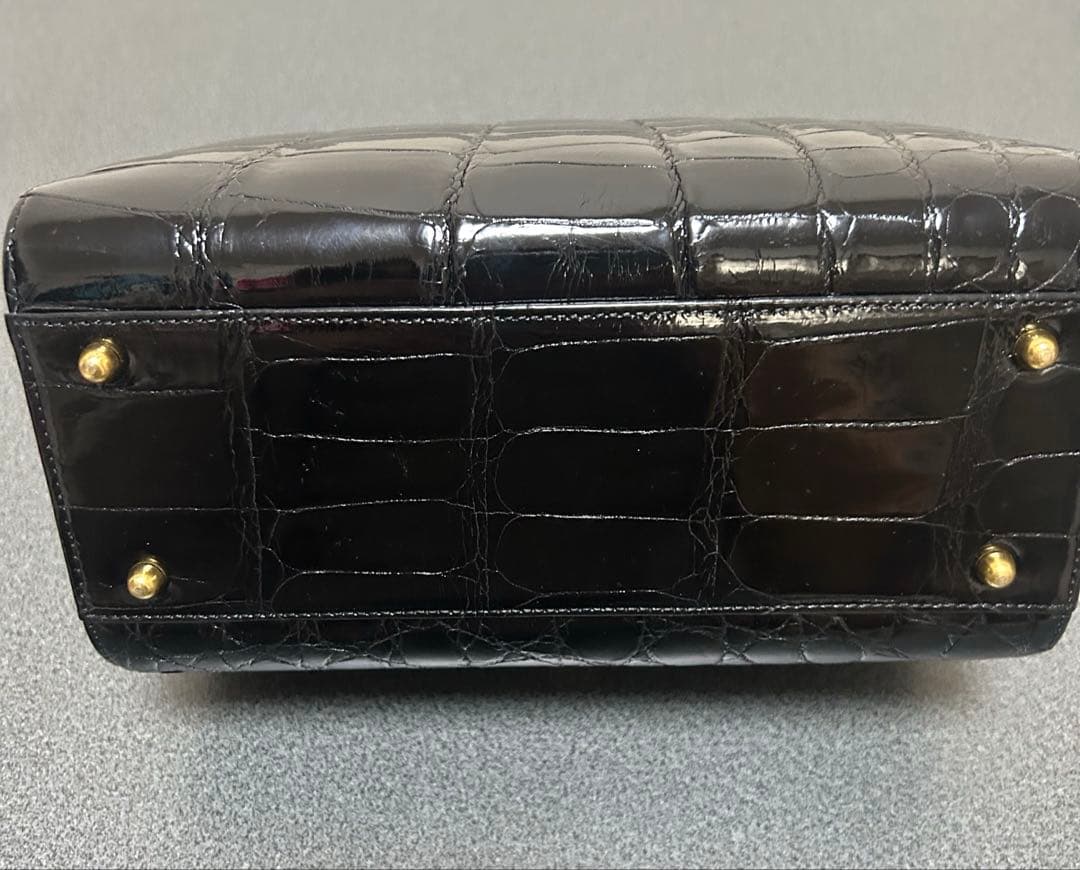 本日限り値下げ価格！クロコダイル　ワニ革　ハンドバッグ　JRA認定