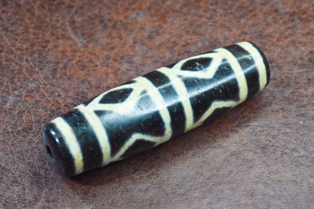 金剛六眼天珠　Dorje