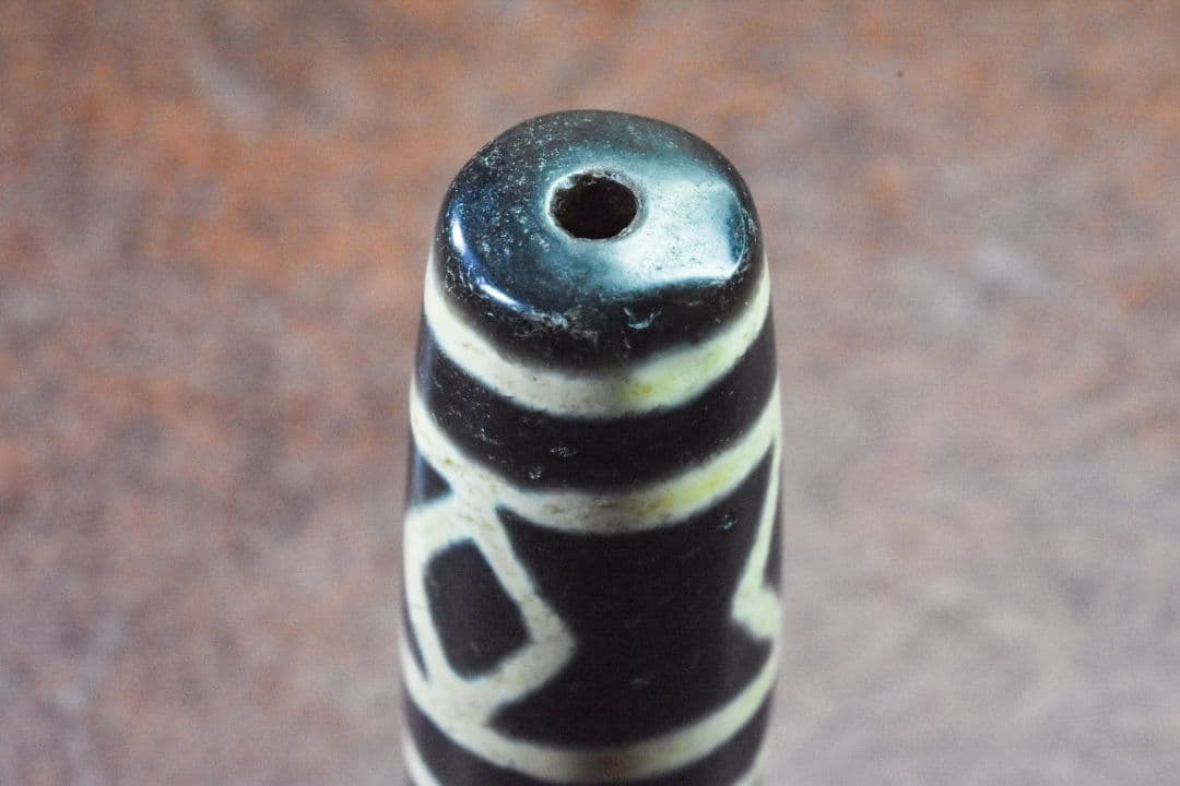 金剛六眼天珠　Dorje