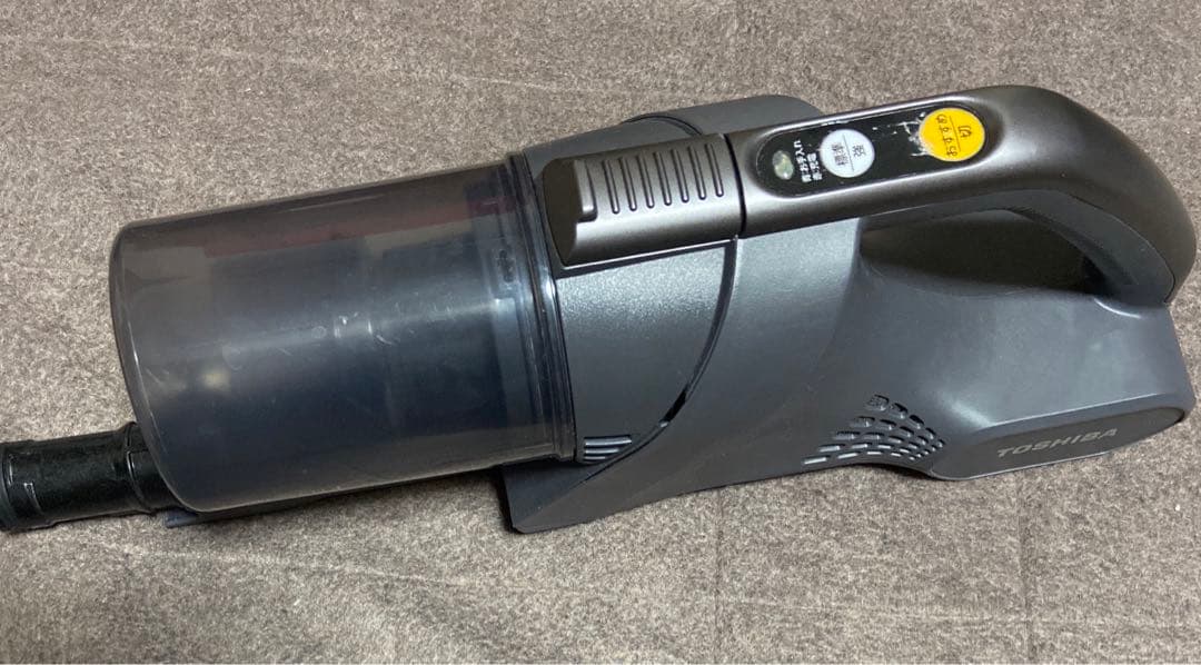 ほぼ新品⭐️女性とシニアにも軽い⭐️TOSHIBAハンディークリーナー