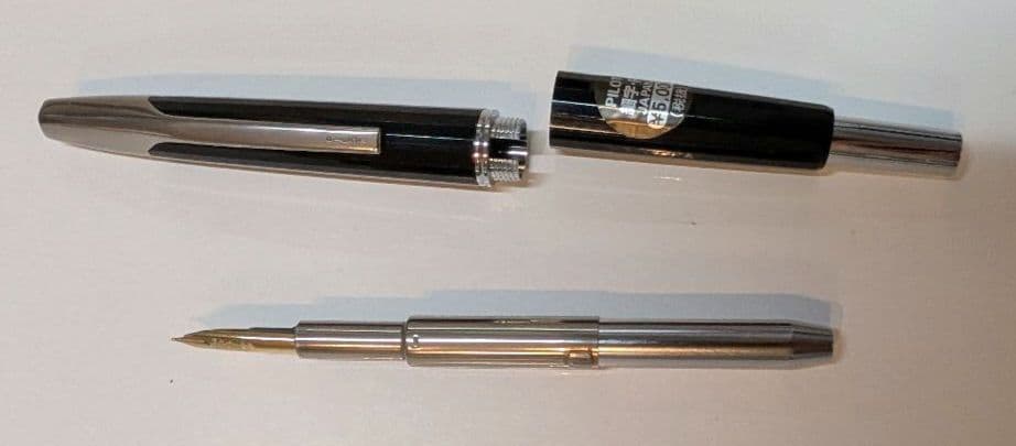 PILOTキャップレス万年筆 FCN–500R 18面 F 細字