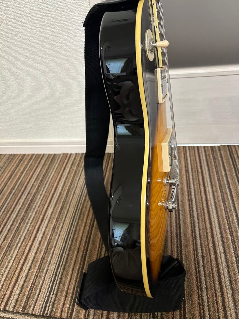 maison エレキギター