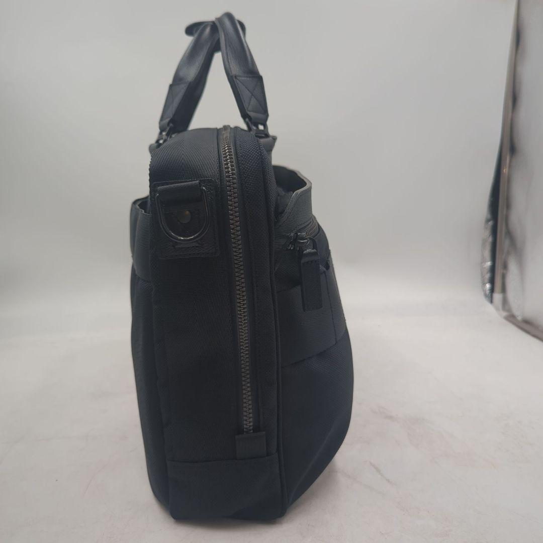 極美品 BRIEFING FUSION A4 LINER ブラック