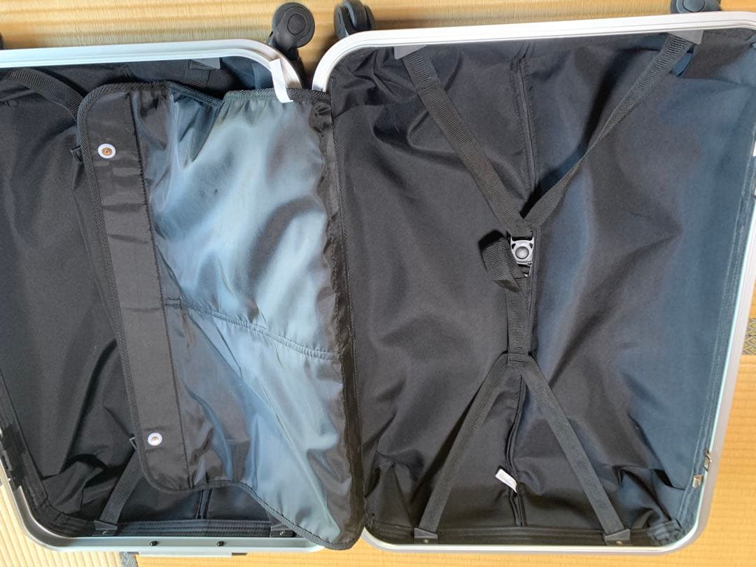 【早い者勝ち】大型ハードシェルキャリーケース 青