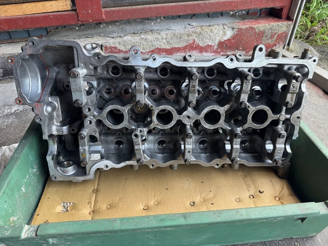 Ｓ１４シルビア　ＳＲ20DET エンジンヘッド