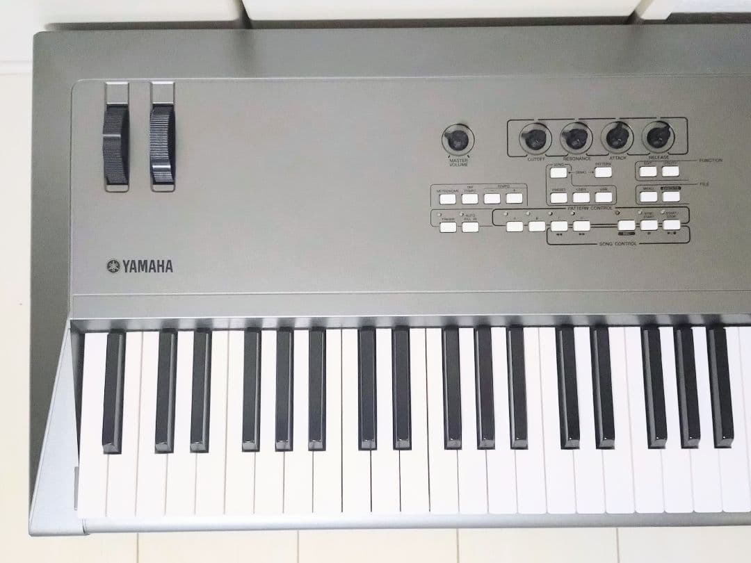 希少 廃盤 ヤマハ YAMAHA キーボード シンセサイザー MM8