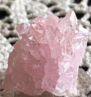 天然石　ローズクォーツ　結晶