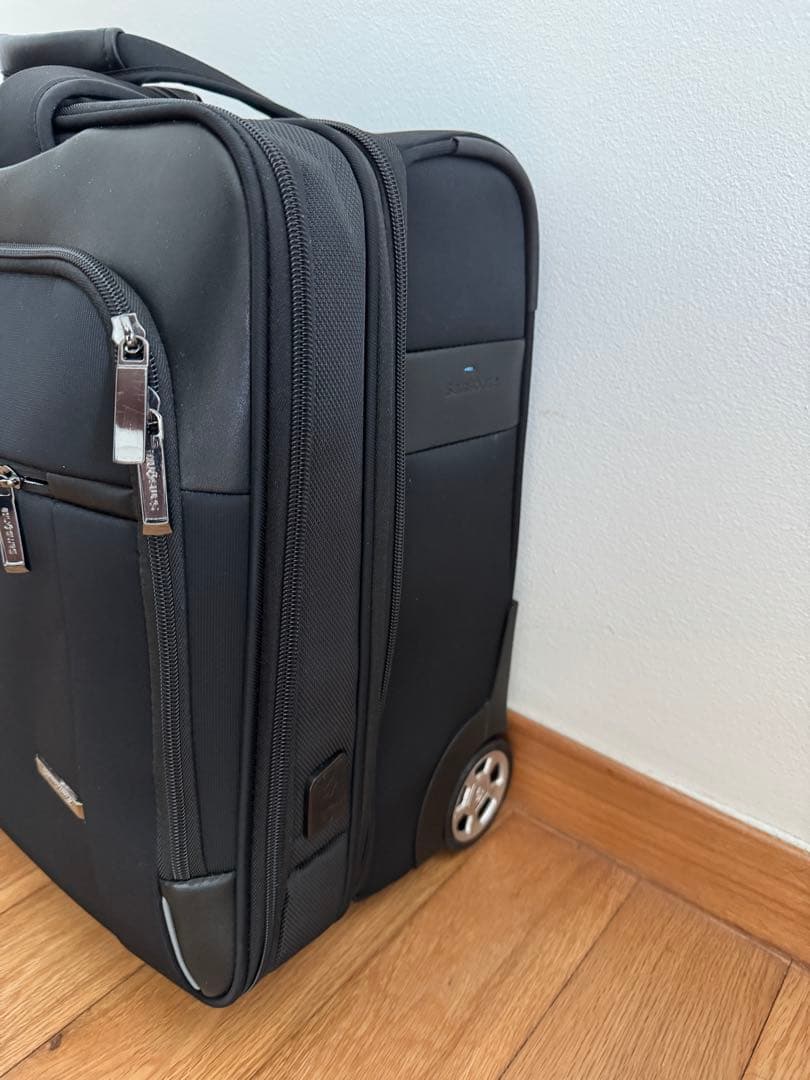 Samsonite スペクトロライト3 ローリングトート17.3インチ　ブラック