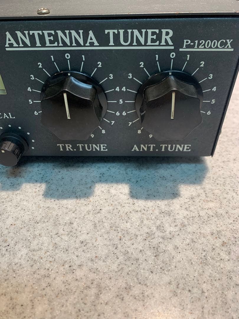アンテナチューナー P-1200CX(26～28MHz帯)