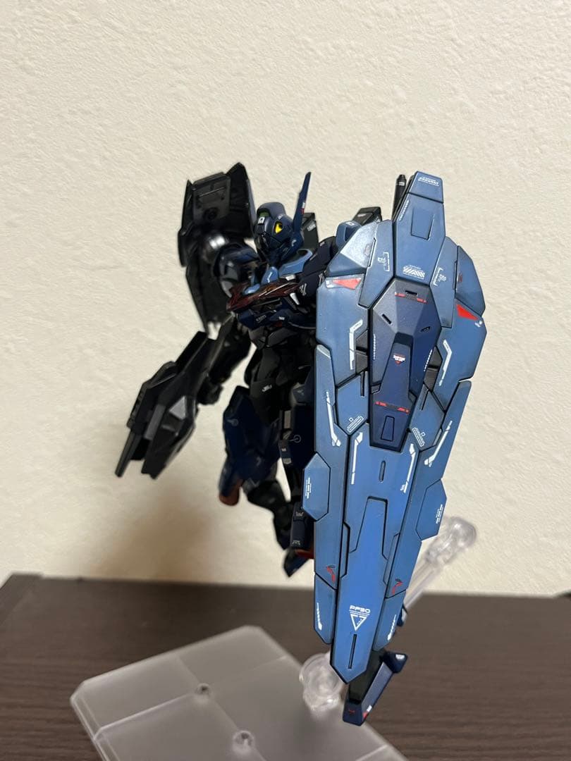 HG 1/144 ガンダムルブリス　全塗装改造品　水星の魔女ガンプラ