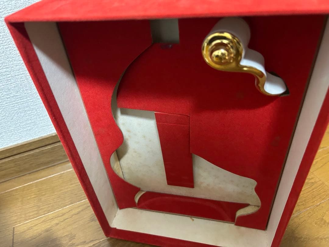 Cognac Larsen Invincible 陶器ボトル　２本セット