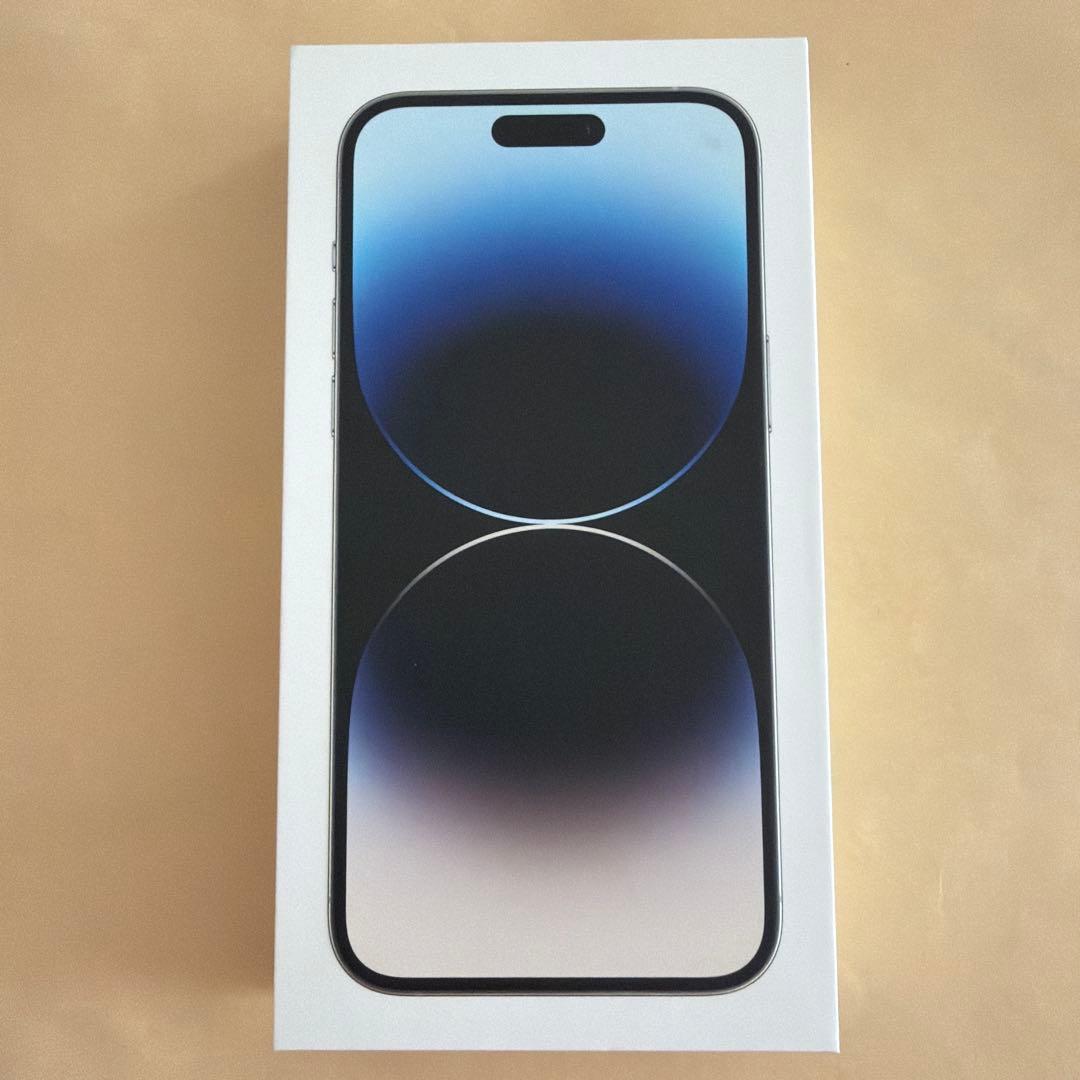 P*r様 iPhone14ProMax 128GB シルバー