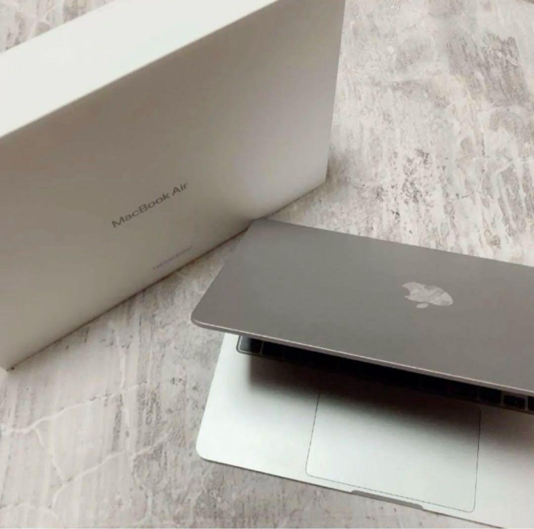 【早い者勝ち・美品】MacBook Air M2 美品／箱あり完備