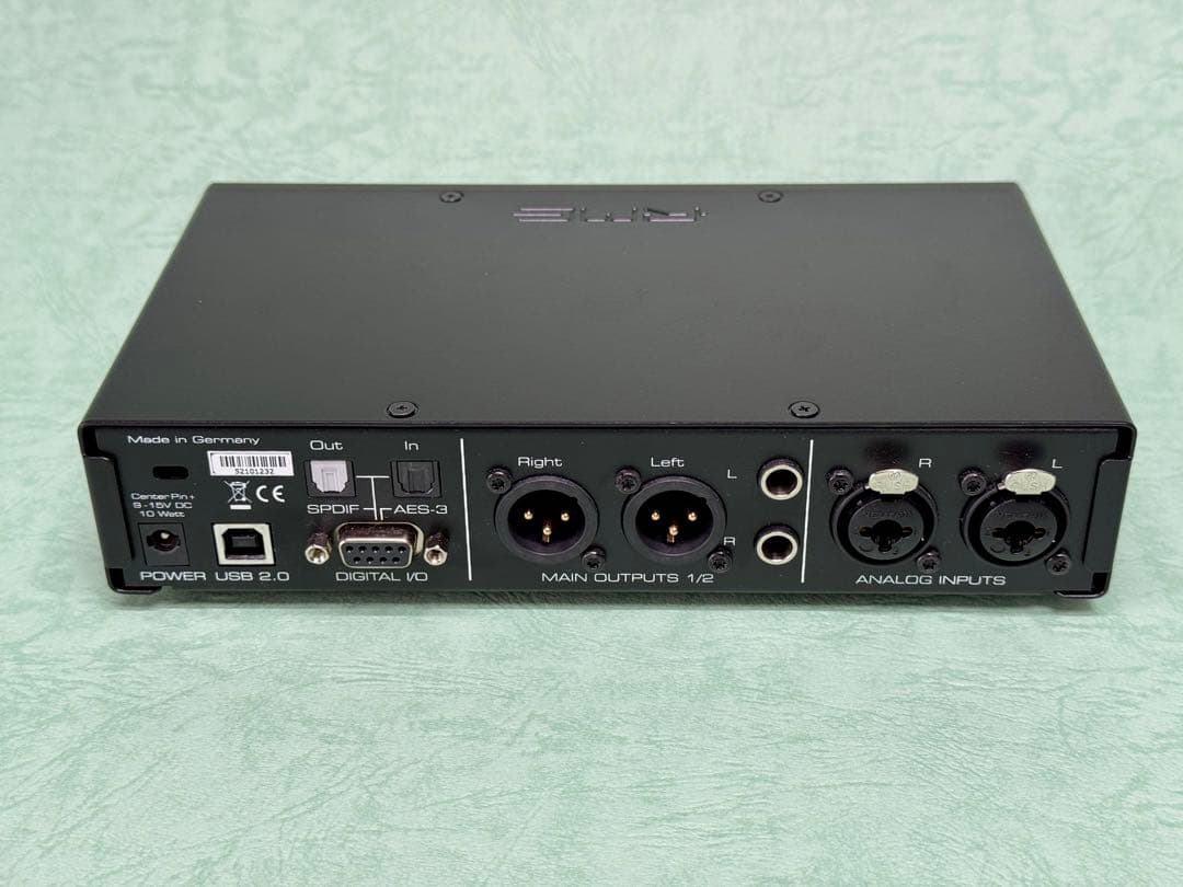 RME ADI-2 Pro FS R BLACK EDITION おまけ付き