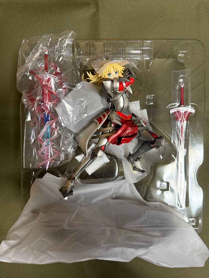 Fate Grand Order セイバー モードレッド フィギュア