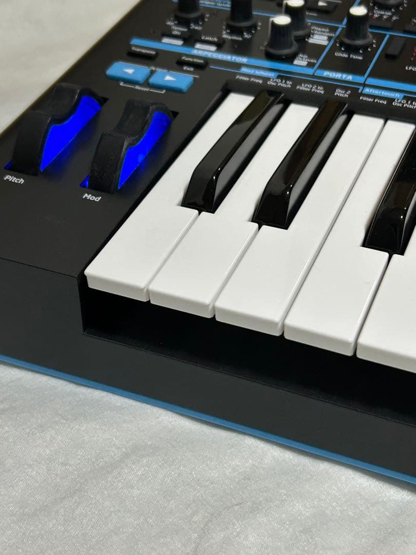 Novation BassStation Ⅱ ベースステーション2シンセサイザー
