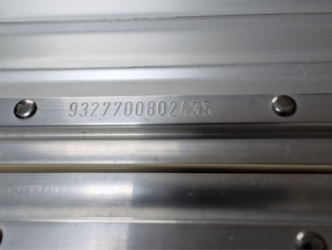 リモワ トパーズ 4輪　キャリーケース