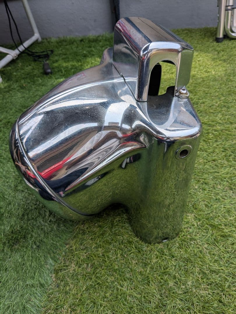 ハーレーFLSTCヘッドライトナセルキット中古　クローム