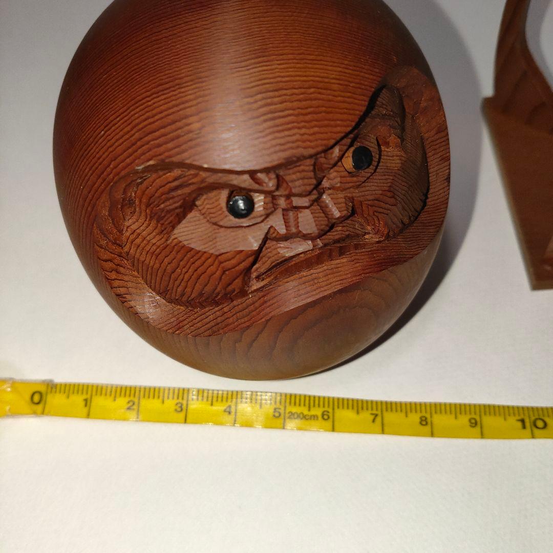 木彫り目出し達磨★一位一刀彫★台付