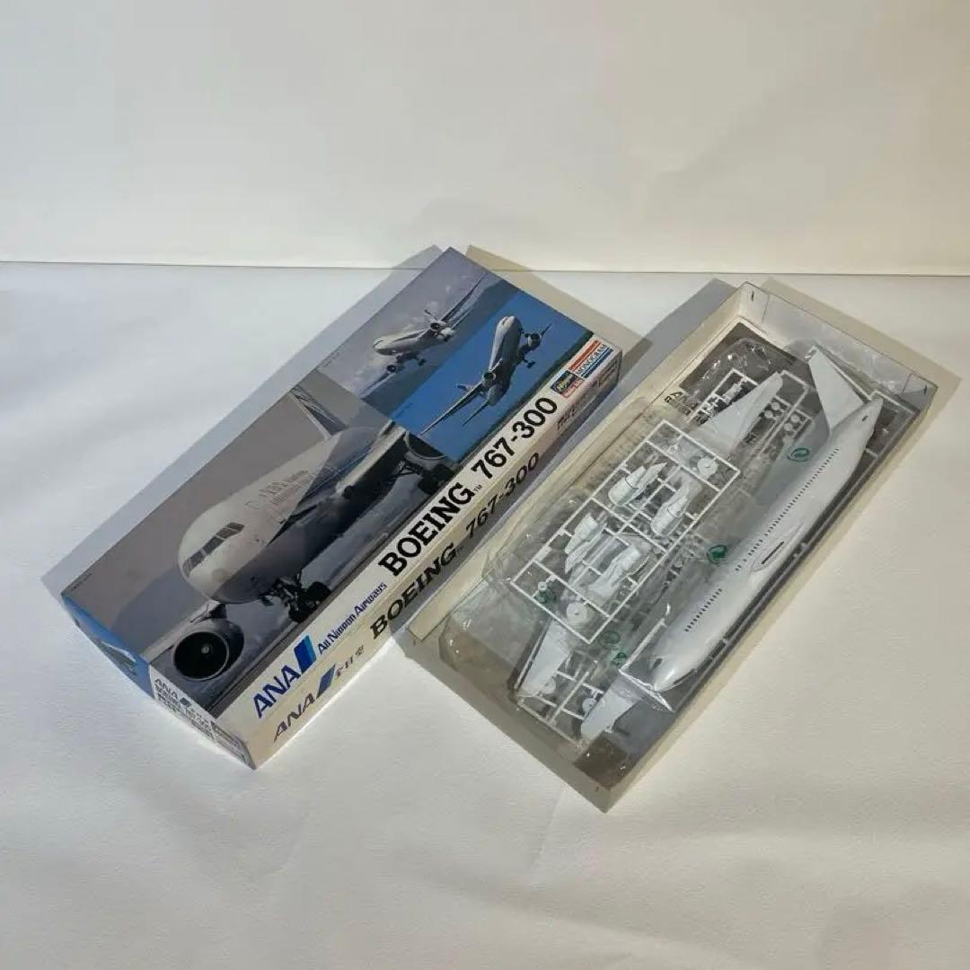 B767-300 ANA（全日本航空）S=1/144スケールモデル。