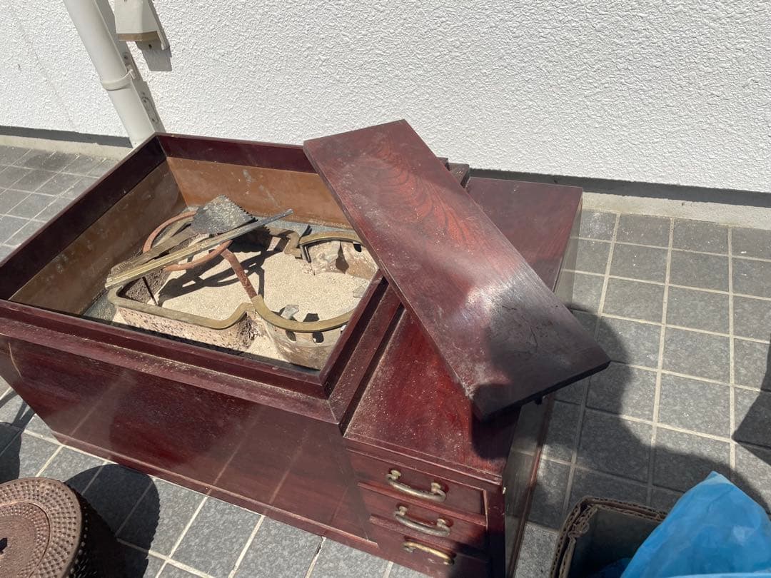 アンティーク　長火鉢　五徳　火箸　鉄瓶　古民具　灰付き　骨董　昭和レトロ　囲炉裏