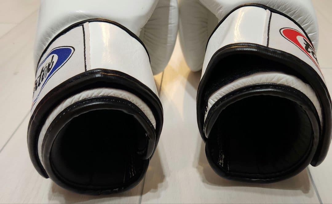 Fairtex ボクシンググローブ BGV1　16oz