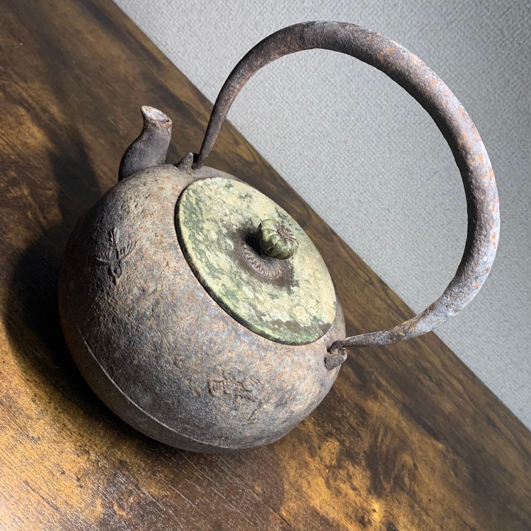 K777⭐︎かなり古い 南部鉄器 梅に鳥 花鳥象嵌 鉄瓶 在銘 江戸期