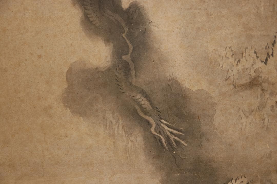 関蓑洲筆　富士越龍之図（江戸時代末～明治時代初）