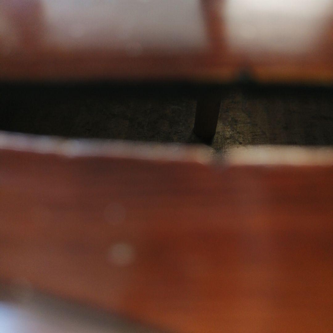 オールドフレンチ　ヴァイオリン　(An old French violin)